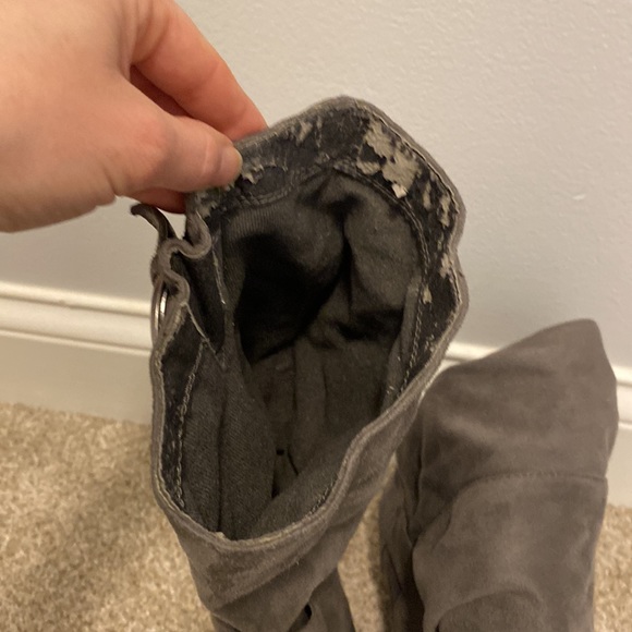 Aldo gray suede wedge boots. Size 7. - Picture 6 of 7